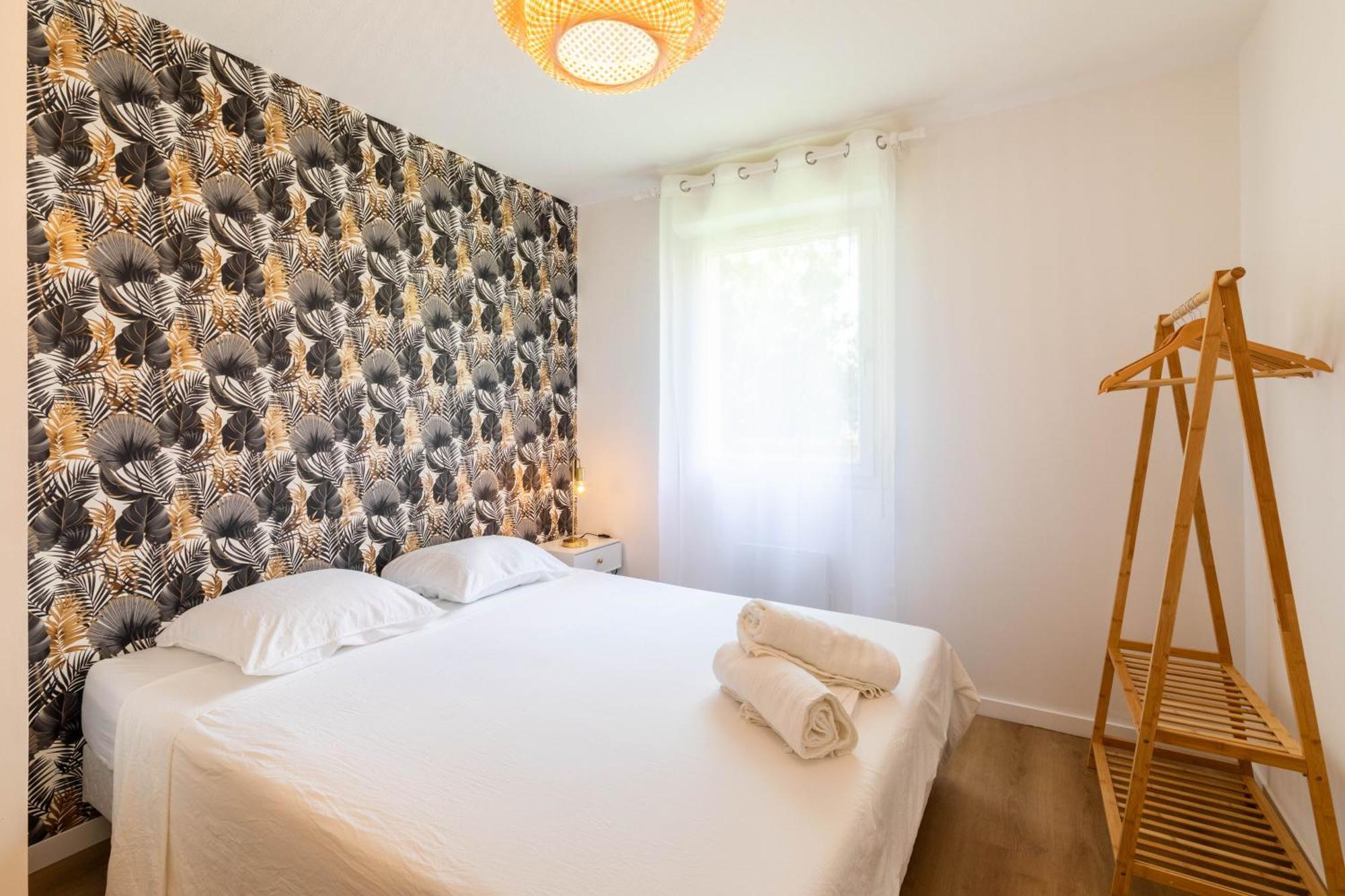 Zenitude-T3-Terrasse-Parking Apartment Ажан Екстериор снимка